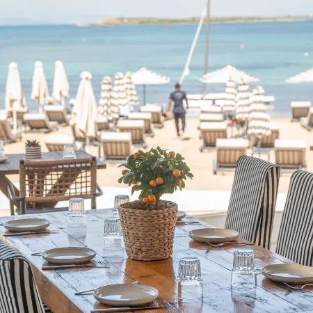 Oasis Beach Hotel