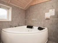 5 Star Holiday Home in Vinderup Ξενοδοχεία στην πόλη Vinderup