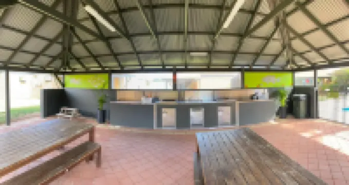 Geraldton's Ocean West Holiday Units & Short Stay Accommodation