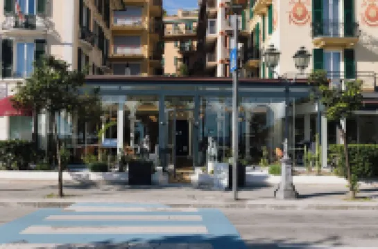 สเปลนดิด ริเวียรา