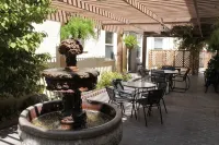 Historic Dow Hotel