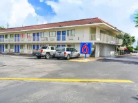 Motel 6 Huntsville, TX Hotels in Walker County
