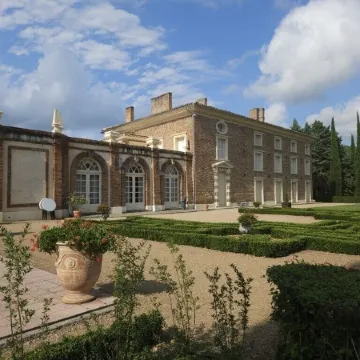 Chateau de Roques