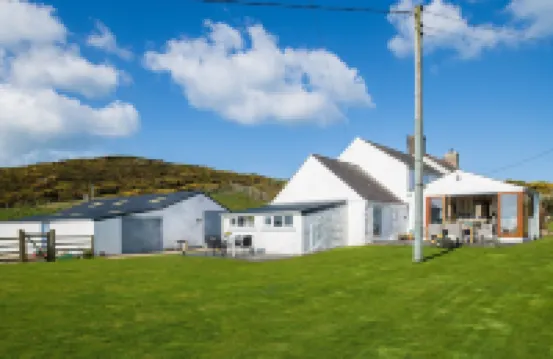 Coastal Retreat on Wales Path With Sea Views