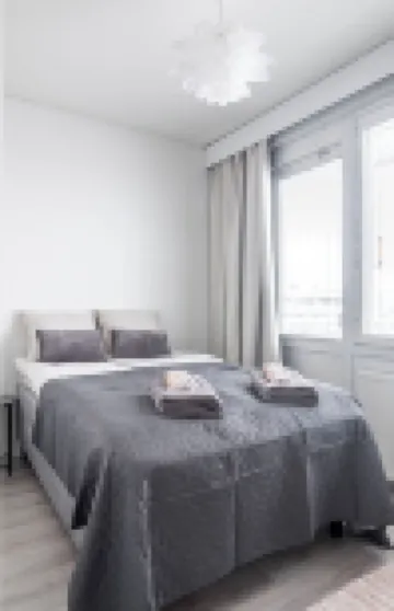 1Br Apartments Next to Railway Station, Free Parking, Balcony