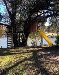 Family Friendly Spacious home on the Paluxy River