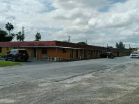 Budget Inn - Parking