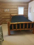Beautiful Real Log Home on the Olentangy River