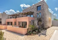 Volta Seaside Boutique Hotel