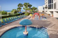 Hampton Inn & Suites Myrtle Beach-Oceanfront - Pools