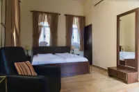 Christ Church Guest House - Homestay