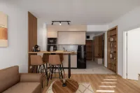 Centrally Located Cozy Oasis D&O Condo - 2-Star