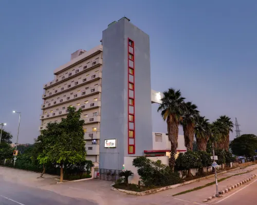 Red Fox by Lemon Tree Hotels, East Delhi Hotels near Mayur Vihar Phase 1