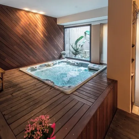 Yachting Hotel Mistral
