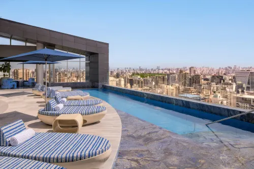 W São Paulo - 5-Star