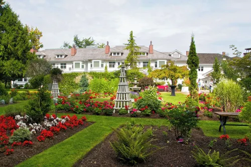 Crown Mansion Boutique Hotel & Villas