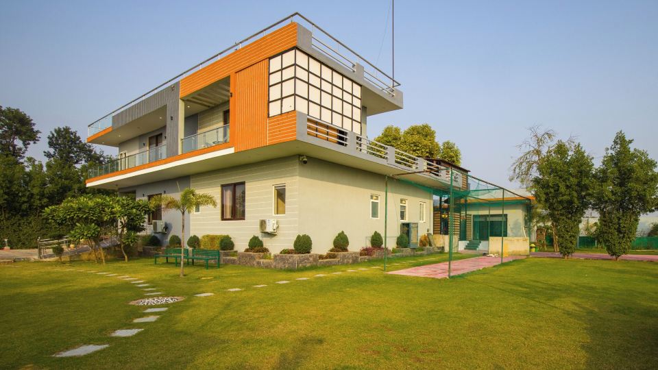 ELIVAAS Aarul Farm 4BHK Villa with Pool