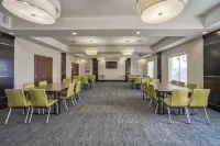 Holiday Inn Express & Suites Beeville by IHG - Pet friendly