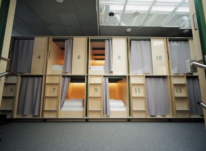 Green Marmot Capsule Hotel Geneva