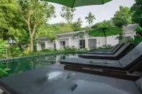 Whalecome Aonang Resort