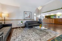 Quality Inn & Suites Stoughton - Madison South