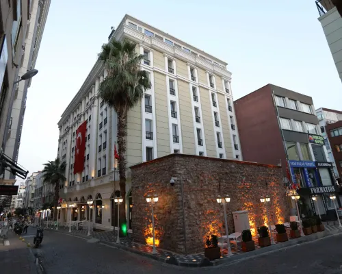Baron Hotel Hoteles cerca de Plaza de Beyazit