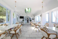 Stratos Apartments & Studios