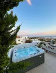 Creta Blue Boutique Hotel - Hot Tub