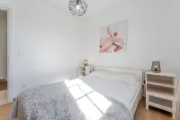 Spacious, Garden, and Private Parking Hotel di 