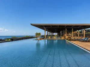 WOOD HOTEL & SPA