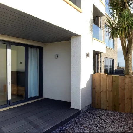 Apartment 2 Waterstone House - Luxury Sea View Apartment