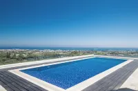 KO1 with Breathtaking Sea Views
