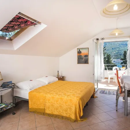 Room-The Most Beautiful Position in Zato