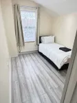 Contractor Friendly 3 Bed House Long Stays Fast Wi-fi & Parking - 2-Star