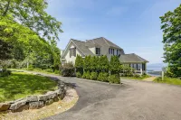 Million-dollar Viewsgilded Loon' w/ Fire Pit - 4-Star