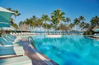 Le Domaine Nouméa, Series by Marriott - Pools