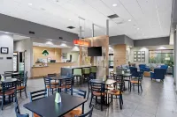 GreenTree Inn & Suites Phoenix Sky Harbor - 3 estrellas