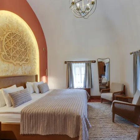 Silk Road Museum Hotel