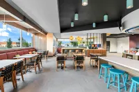 Tru by Hilton Valparaiso - breakfast