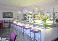 Seabank House Hotel - parkir
