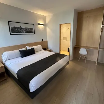 Hotel Emperador Centro Guadalajara y Remodelado Hotels near Central Bus Station