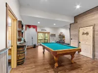 New Home on South Toe River, Pet Friendly - Wifi