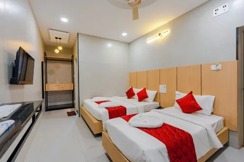 Season 4 Residences T Nagar US Biometric - 2-Star