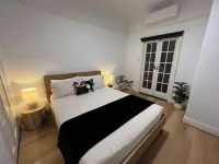 Sans Souci Apartments - 3-Star