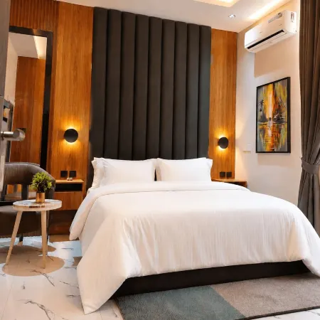 TOMA Hotel