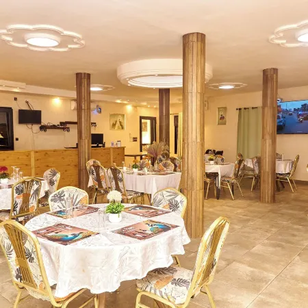 RESIDENCE HOTEL YAKRO SUR SEINE