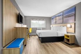 Days Inn by Wyndham la Crosse
