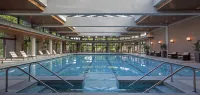 The Hyatt Lodge at Oak Brook - Pools