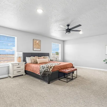 Spacious 5BR - Gamer Room - Hot Tub & Basketball