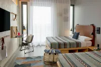 Moxy Columbus Short North - balcony